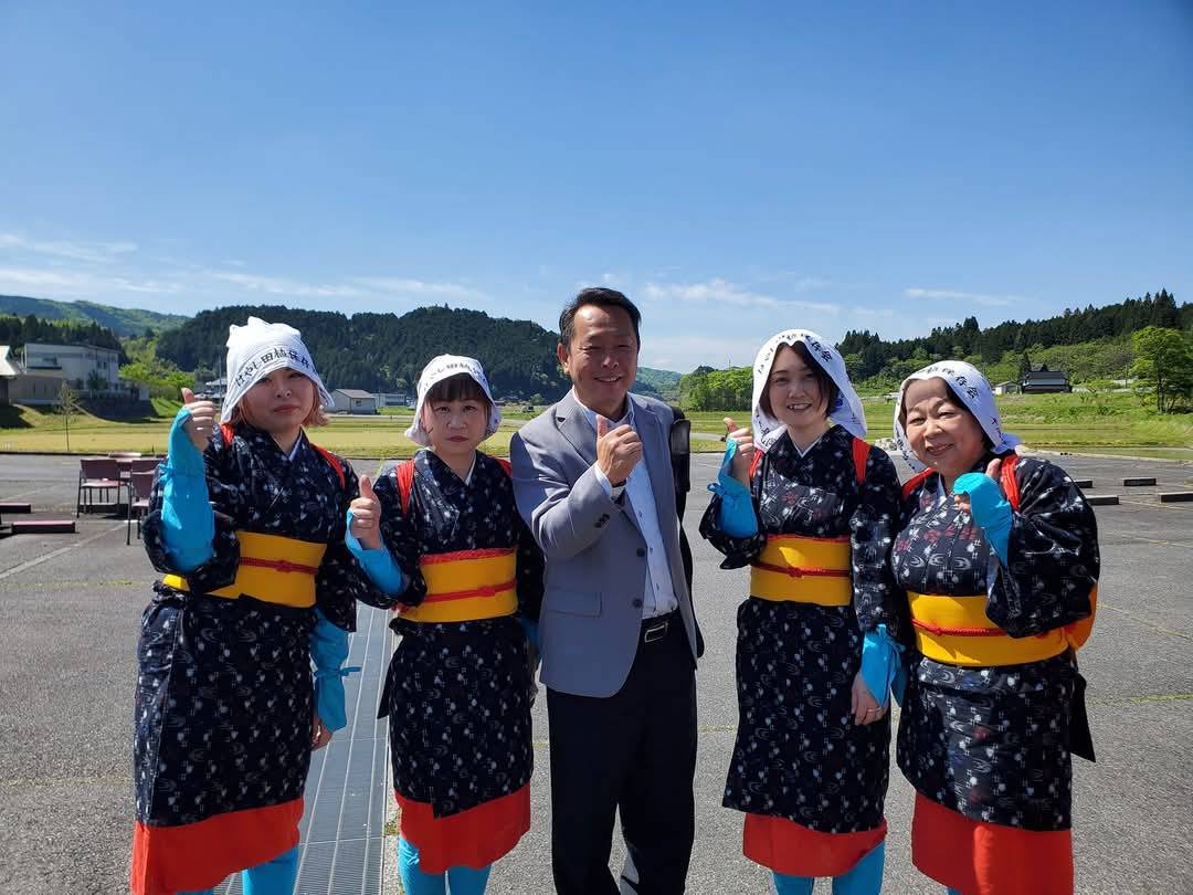 地域の意見を市政に届けます。